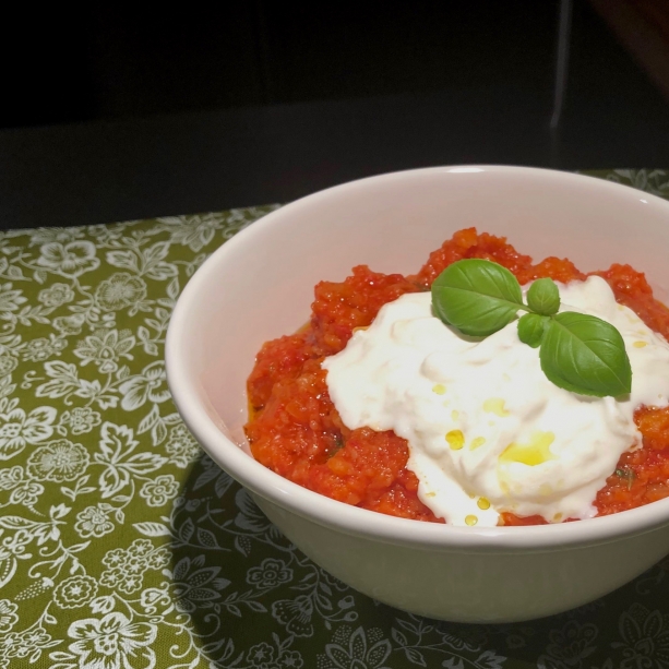 Pappa al pomodoro - Tuscan Tomato Soup with Stracciatella 